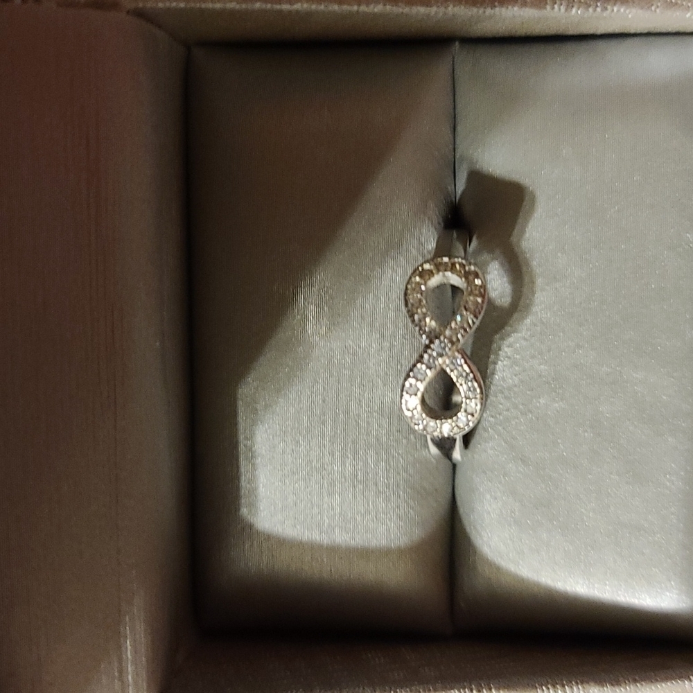 𝅺INFINITY 925 silver ring with cubic Zirconia